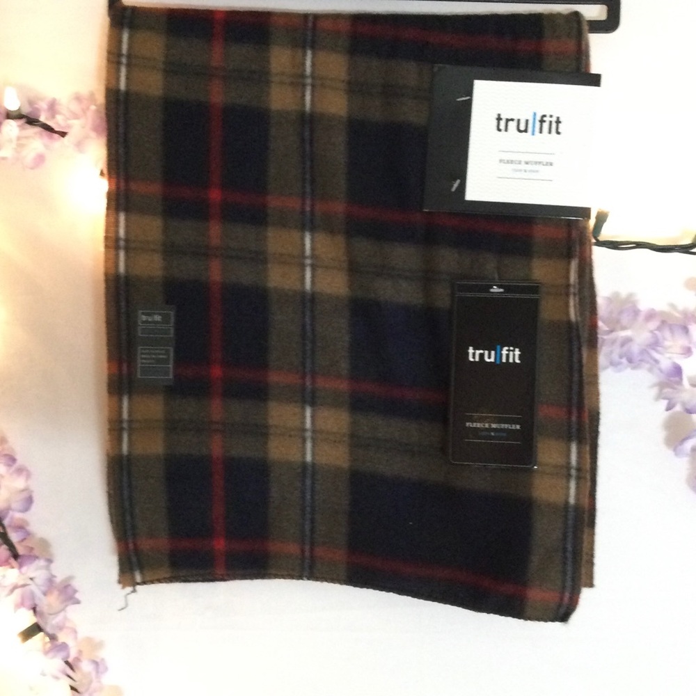 - Womens tru fit scarf . New